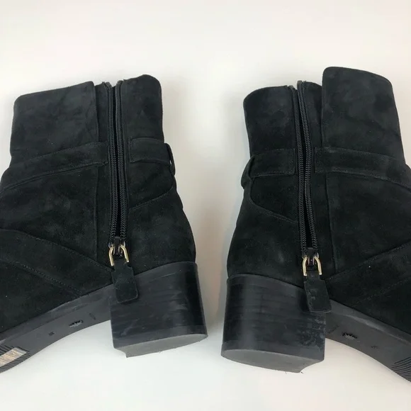 Stuart Weitzman Britain Buckle Suede Boot 9.5 blk - Picture 9 of 16